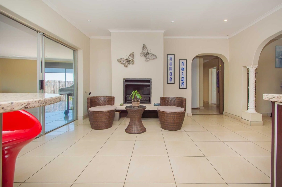 3 Bedroom Property for Sale in Monument Gauteng