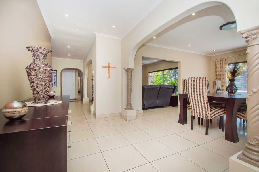 3 Bedroom Property for Sale in Monument Gauteng
