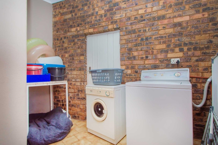 3 Bedroom Property for Sale in Monument Gauteng
