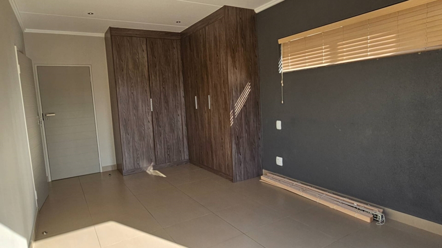 2 Bedroom Property for Sale in Sandown Gauteng