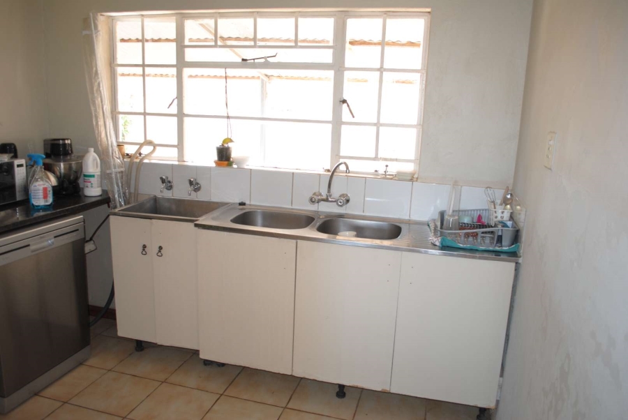 7 Bedroom Property for Sale in Riversdale Gauteng