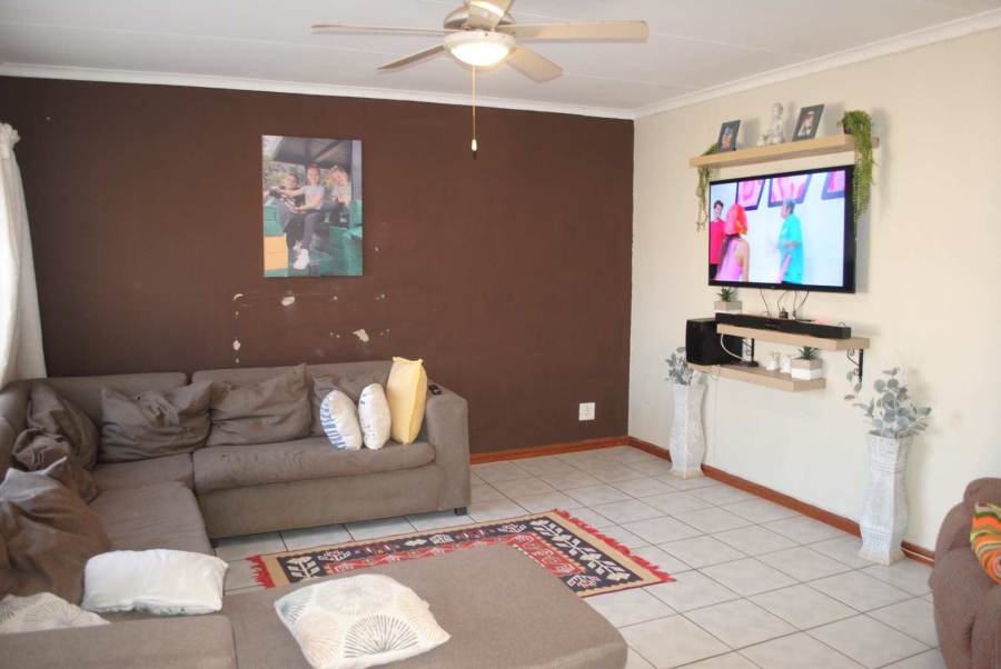 7 Bedroom Property for Sale in Riversdale Gauteng