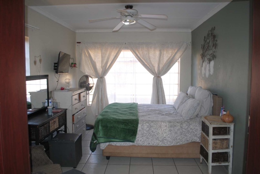 7 Bedroom Property for Sale in Riversdale Gauteng