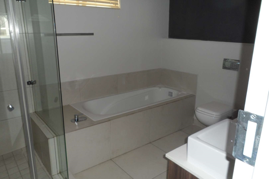 To Let 2 Bedroom Property for Rent in Morningside Gauteng