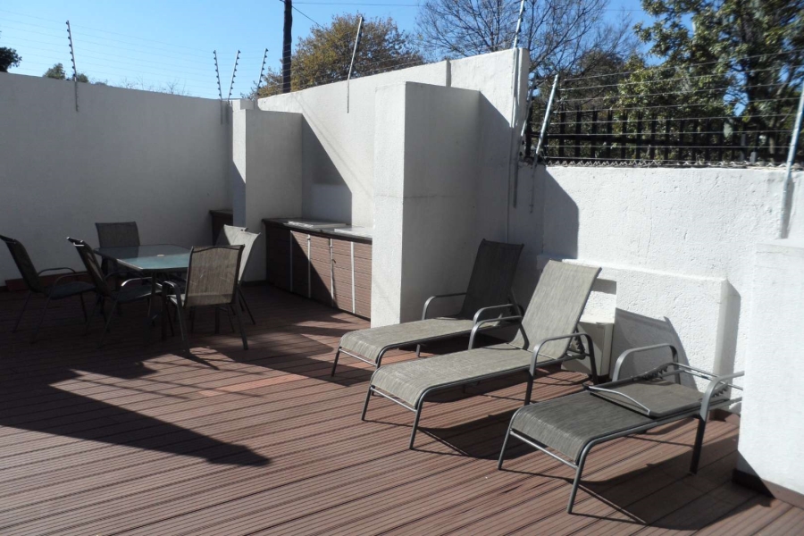 To Let 2 Bedroom Property for Rent in Morningside Gauteng