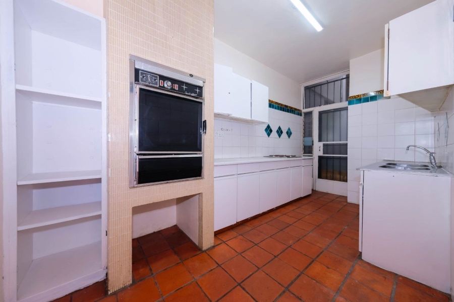 To Let 3 Bedroom Property for Rent in Killarney Gauteng