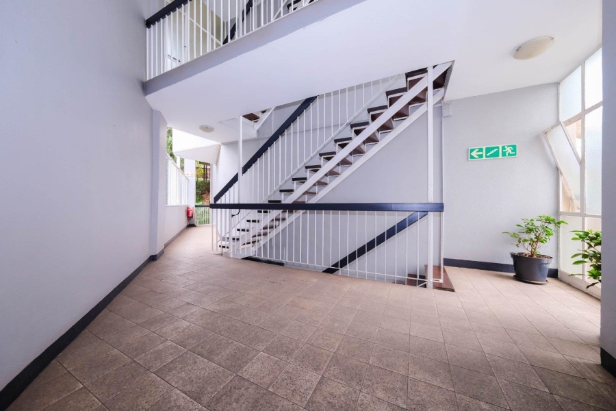 To Let 3 Bedroom Property for Rent in Killarney Gauteng