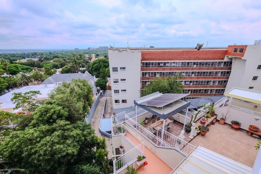 To Let 3 Bedroom Property for Rent in Killarney Gauteng