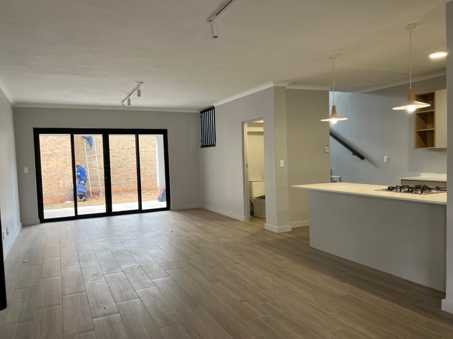 To Let 2 Bedroom Property for Rent in Olympus Gauteng
