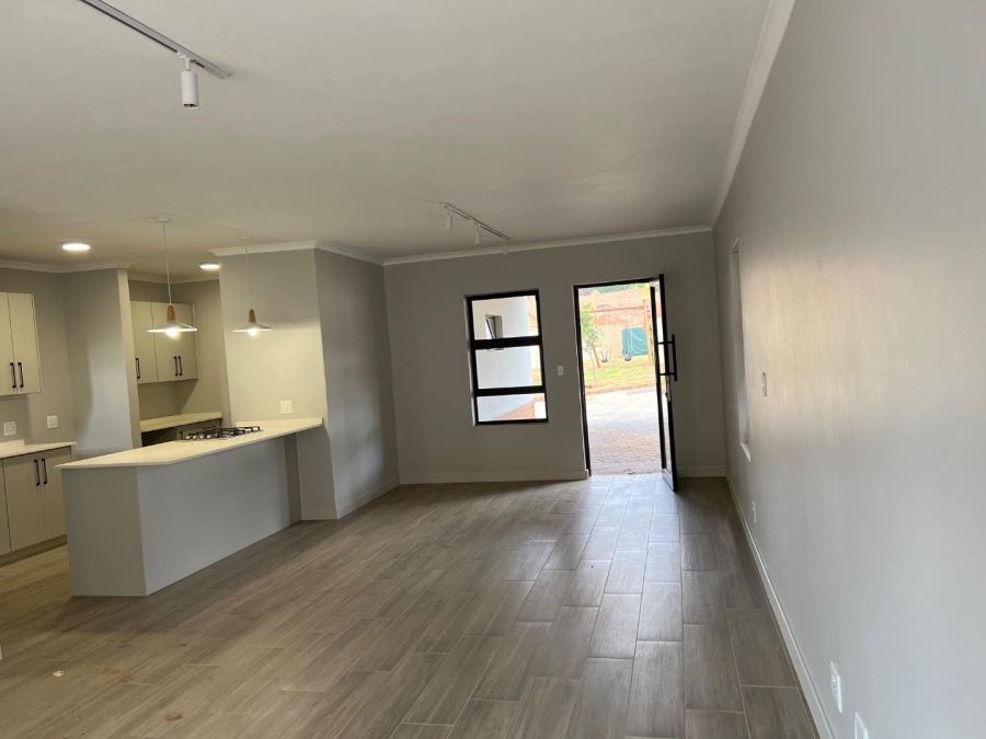 To Let 2 Bedroom Property for Rent in Olympus Gauteng