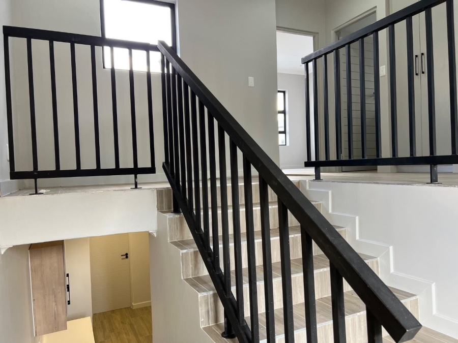 To Let 2 Bedroom Property for Rent in Olympus Gauteng