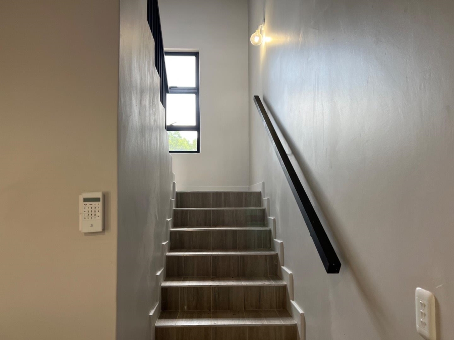 To Let 2 Bedroom Property for Rent in Olympus Gauteng