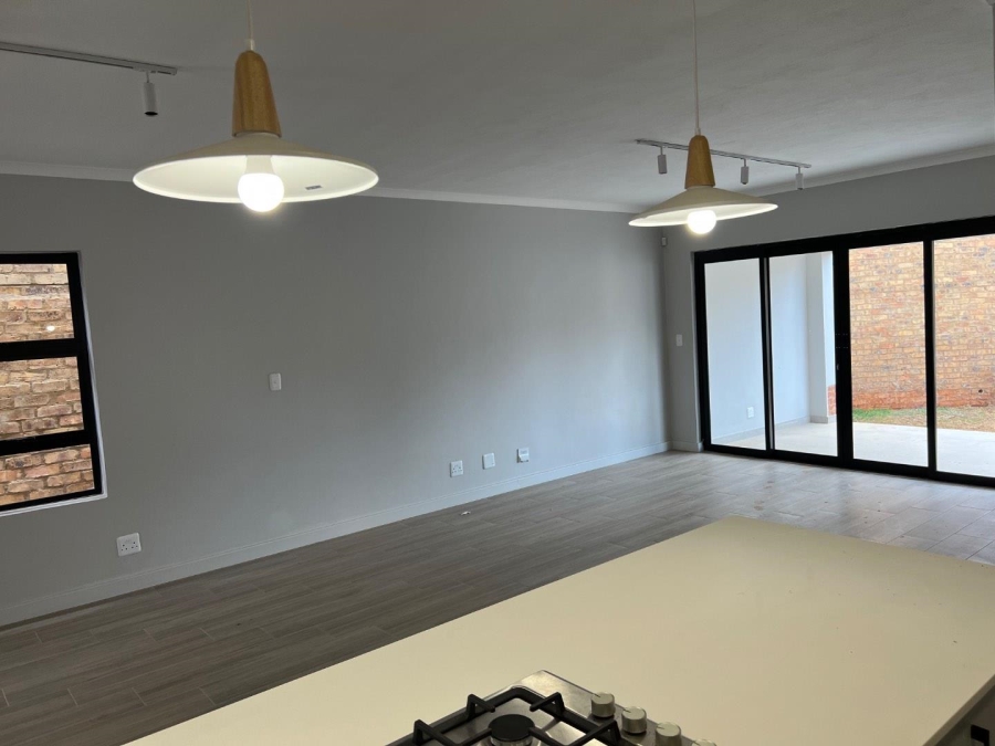 To Let 2 Bedroom Property for Rent in Olympus Gauteng