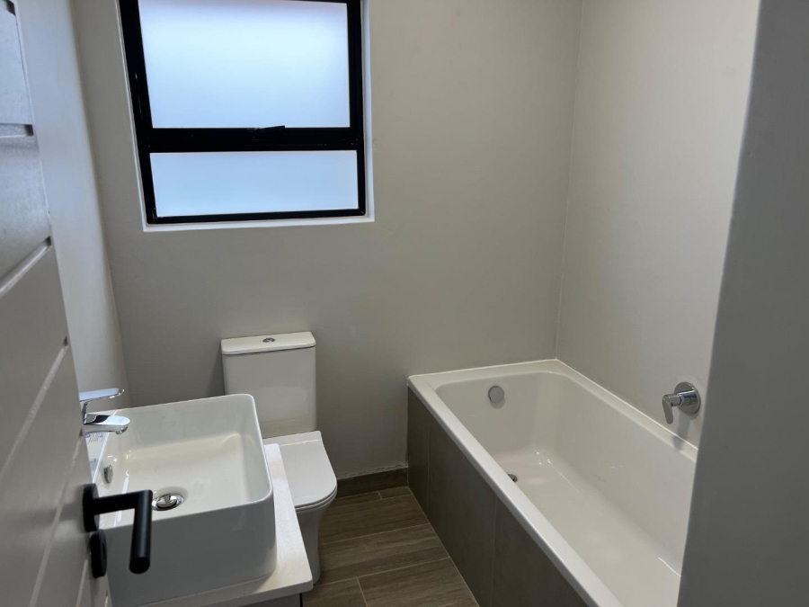 To Let 2 Bedroom Property for Rent in Olympus Gauteng
