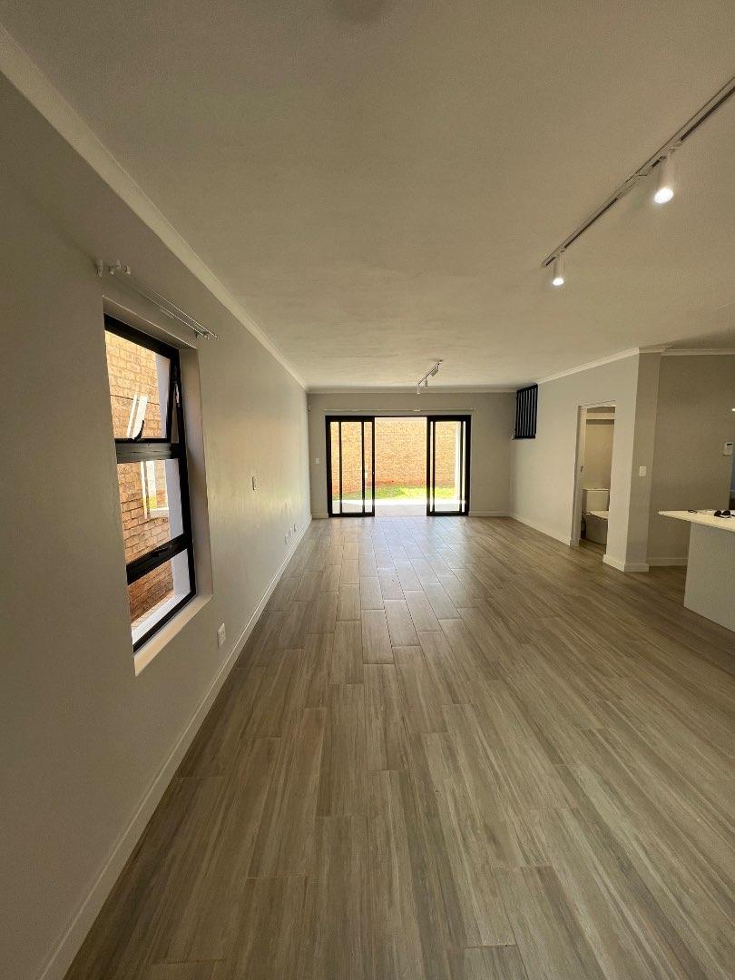 To Let 2 Bedroom Property for Rent in Olympus Gauteng