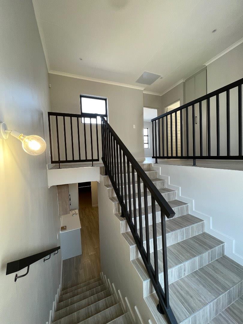 To Let 2 Bedroom Property for Rent in Olympus Gauteng