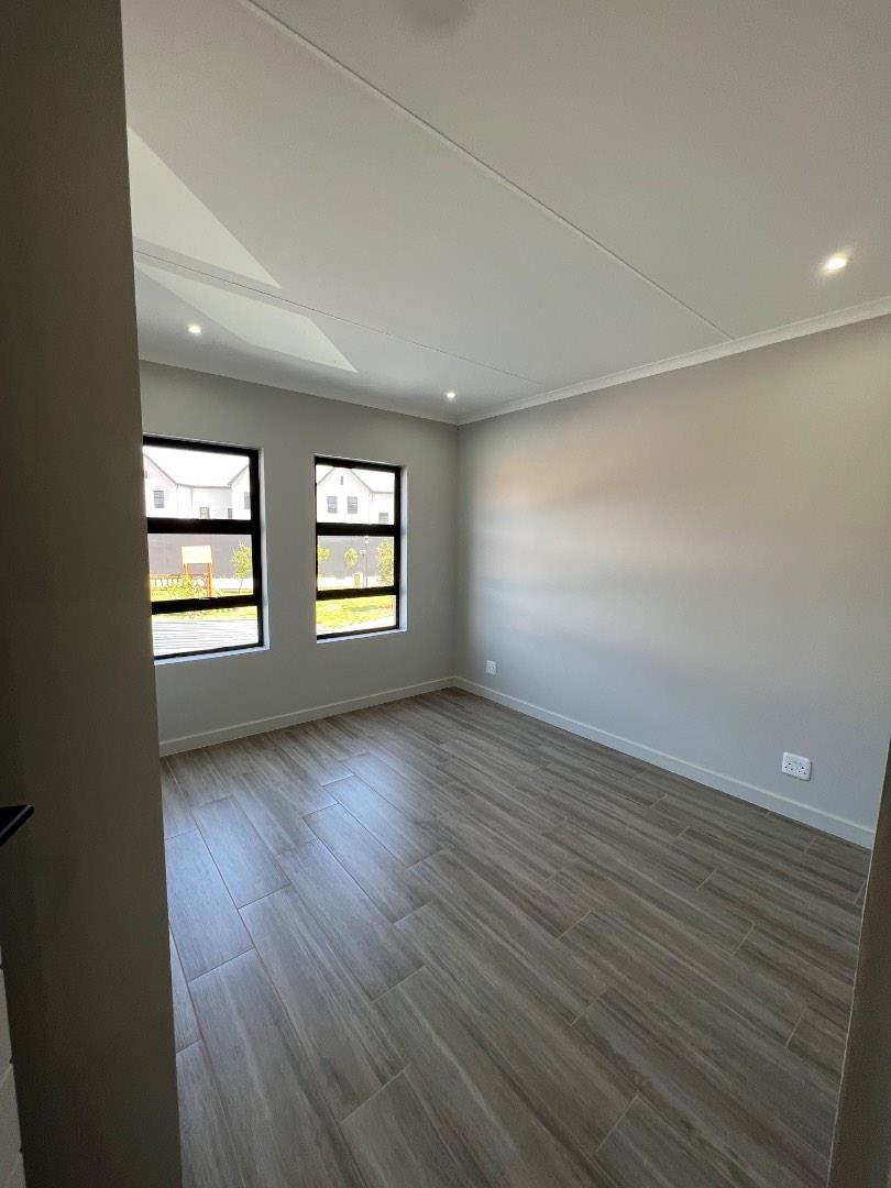 To Let 2 Bedroom Property for Rent in Olympus Gauteng