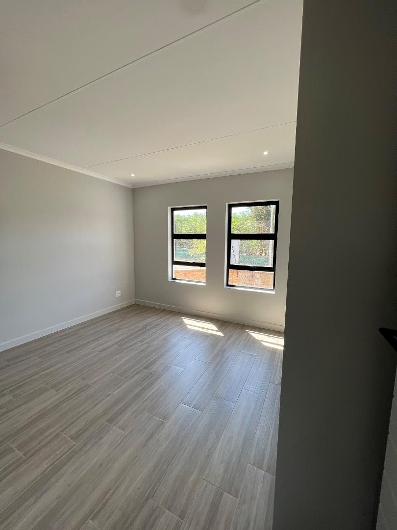 To Let 2 Bedroom Property for Rent in Olympus Gauteng
