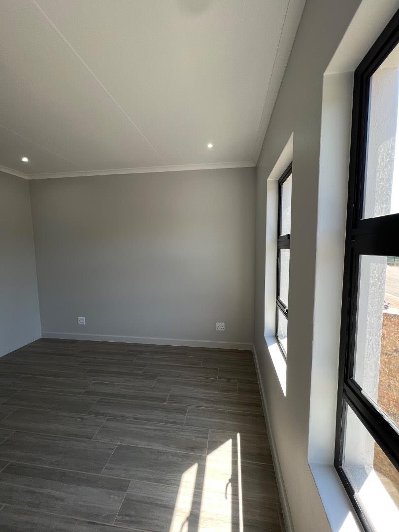 To Let 2 Bedroom Property for Rent in Olympus Gauteng
