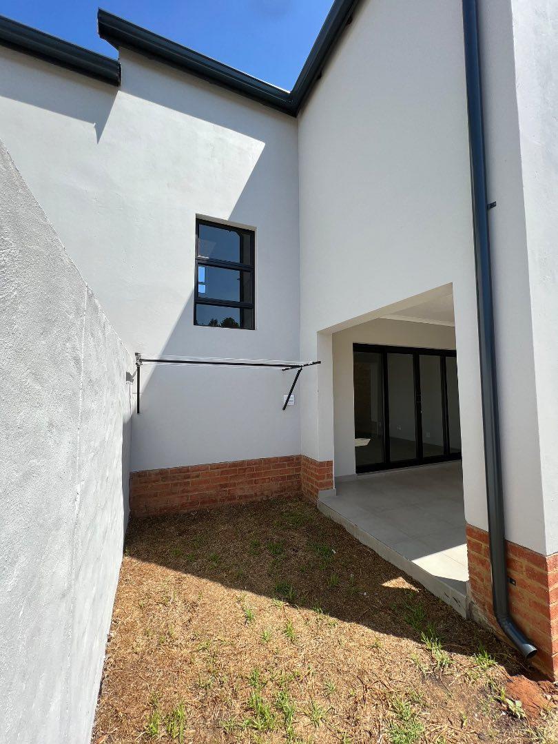 To Let 2 Bedroom Property for Rent in Olympus Gauteng