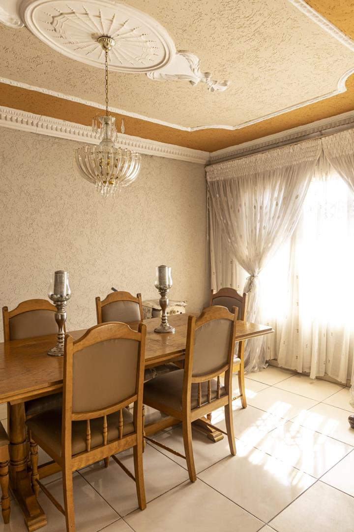 4 Bedroom Property for Sale in Selcourt Gauteng