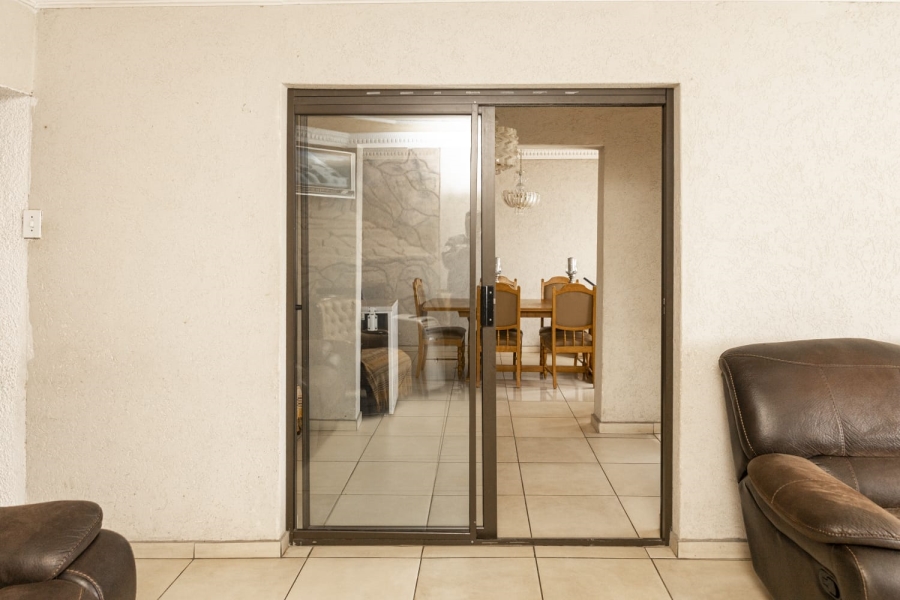 4 Bedroom Property for Sale in Selcourt Gauteng