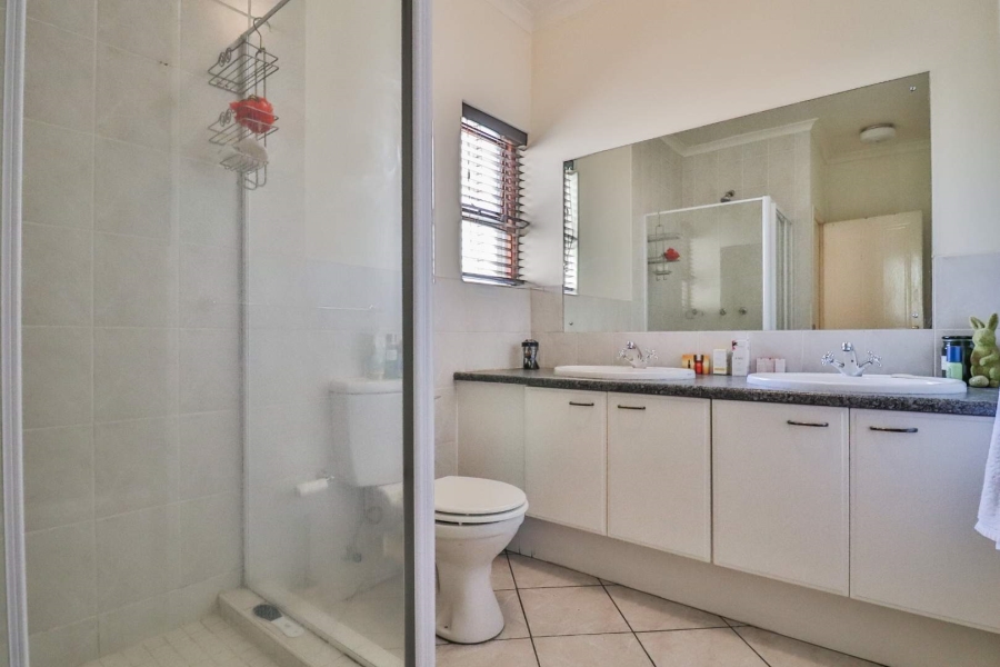 2 Bedroom Property for Sale in Bryanston Gauteng
