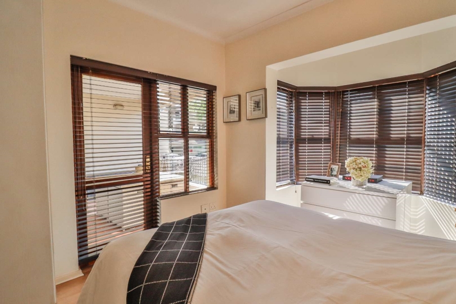 2 Bedroom Property for Sale in Bryanston Gauteng