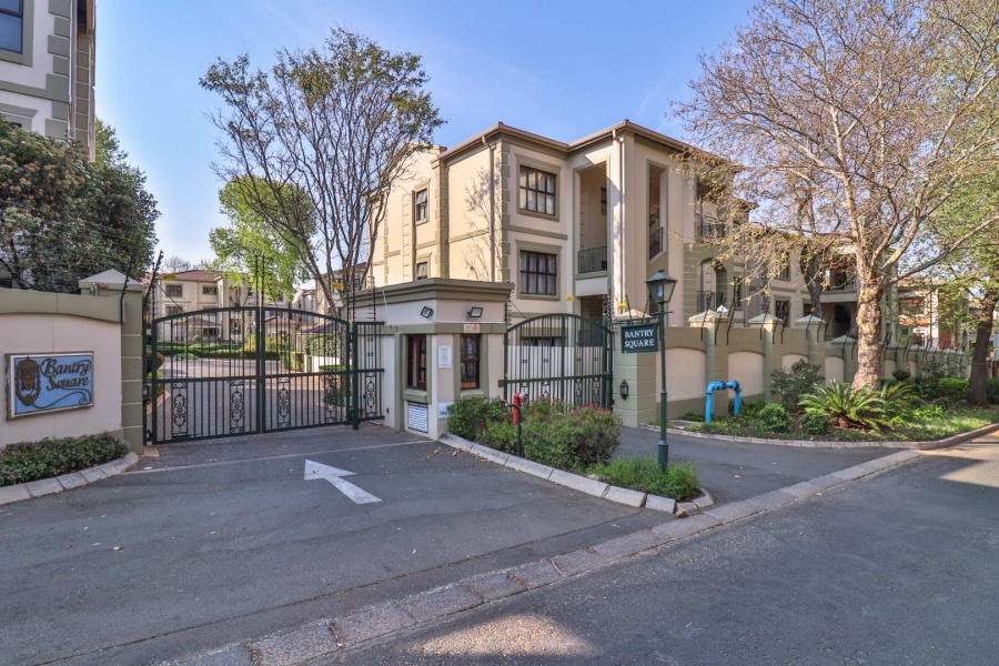 2 Bedroom Property for Sale in Bryanston Gauteng