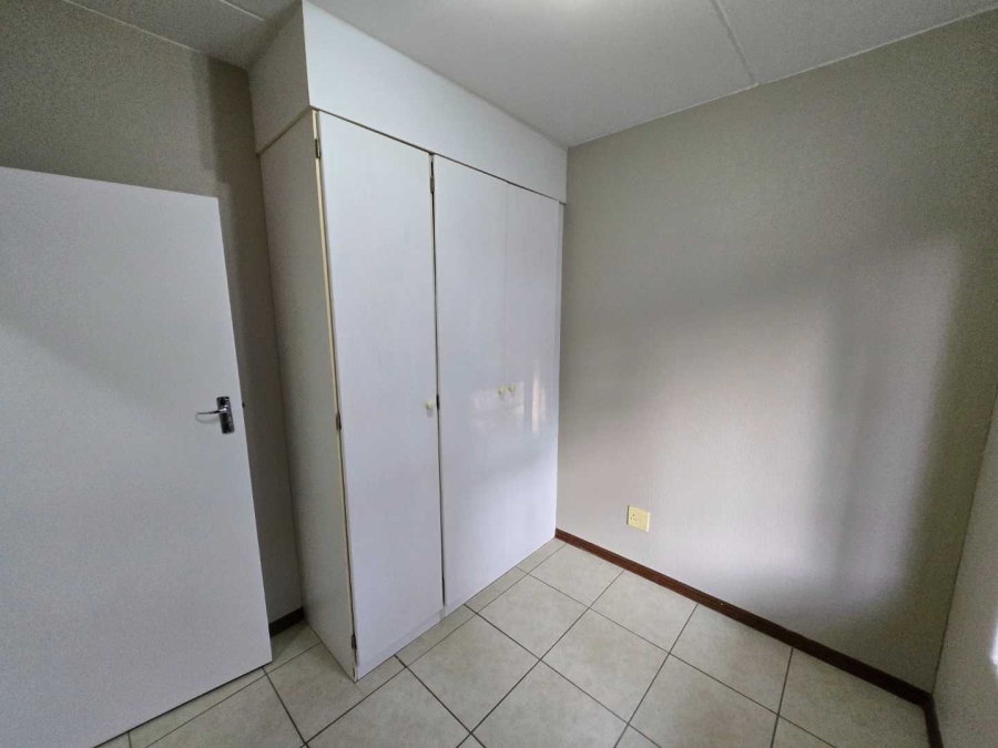 To Let 2 Bedroom Property for Rent in Bloubosrand Gauteng