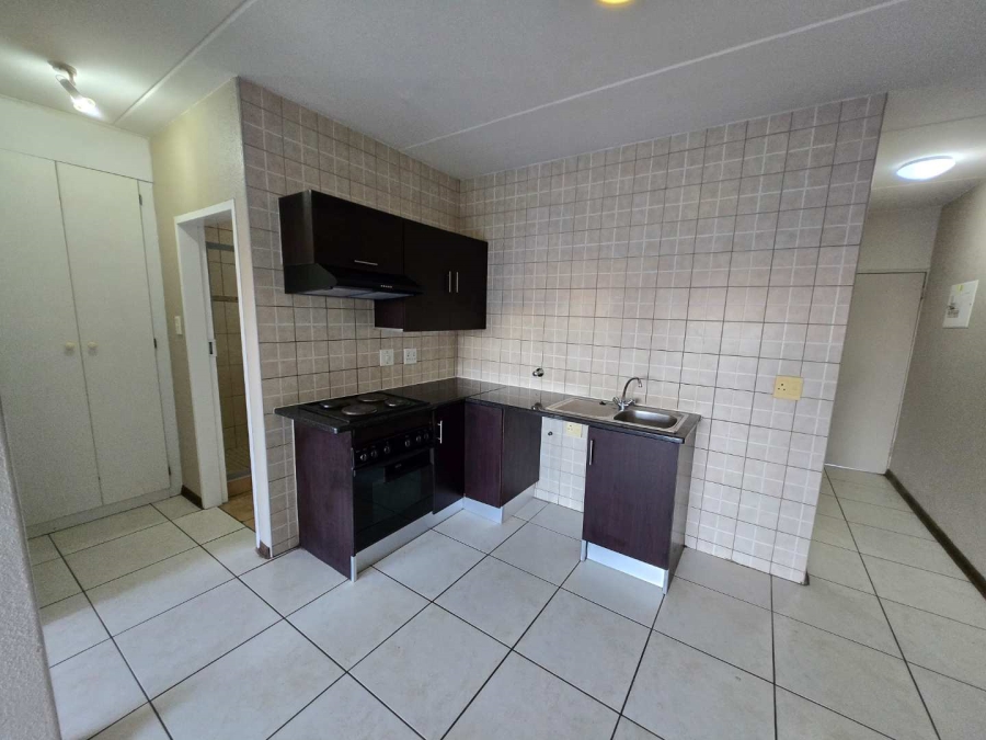 To Let 2 Bedroom Property for Rent in Bloubosrand Gauteng