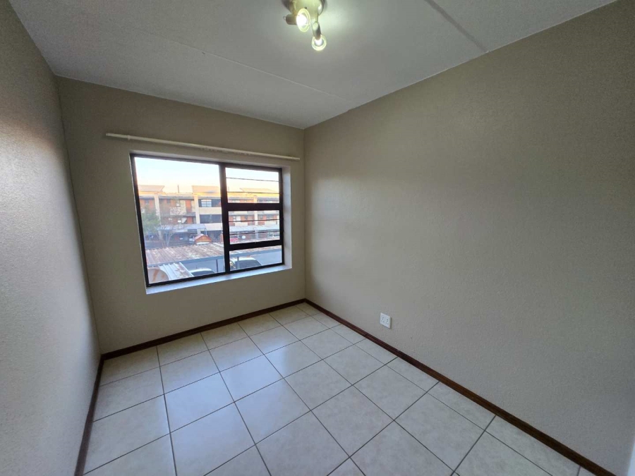 To Let 2 Bedroom Property for Rent in Bloubosrand Gauteng