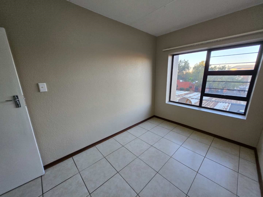 To Let 2 Bedroom Property for Rent in Bloubosrand Gauteng