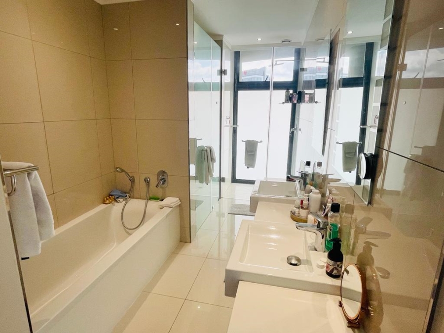 To Let 3 Bedroom Property for Rent in Morningside Gauteng