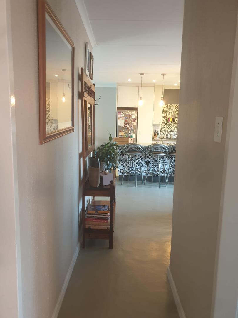 To Let 2 Bedroom Property for Rent in Rooihuiskraal Gauteng