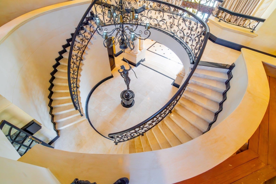 To Let 7 Bedroom Property for Rent in Sandhurst Gauteng