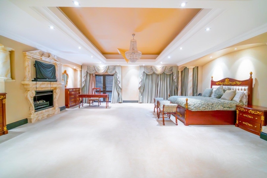 To Let 7 Bedroom Property for Rent in Sandhurst Gauteng