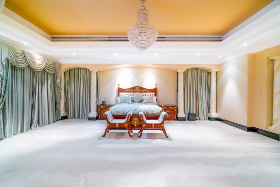 To Let 7 Bedroom Property for Rent in Sandhurst Gauteng