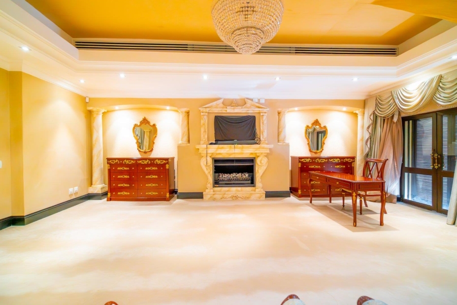 To Let 7 Bedroom Property for Rent in Sandhurst Gauteng