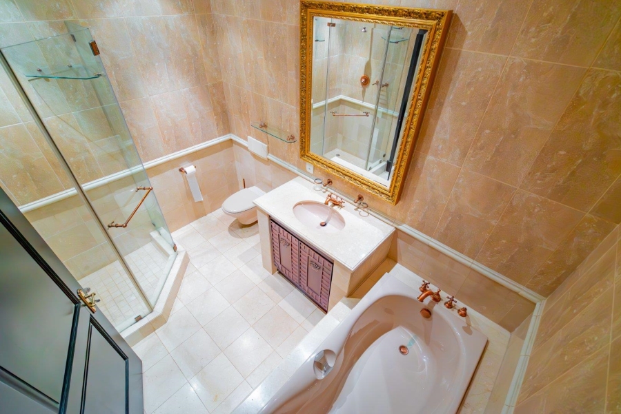 To Let 7 Bedroom Property for Rent in Sandhurst Gauteng