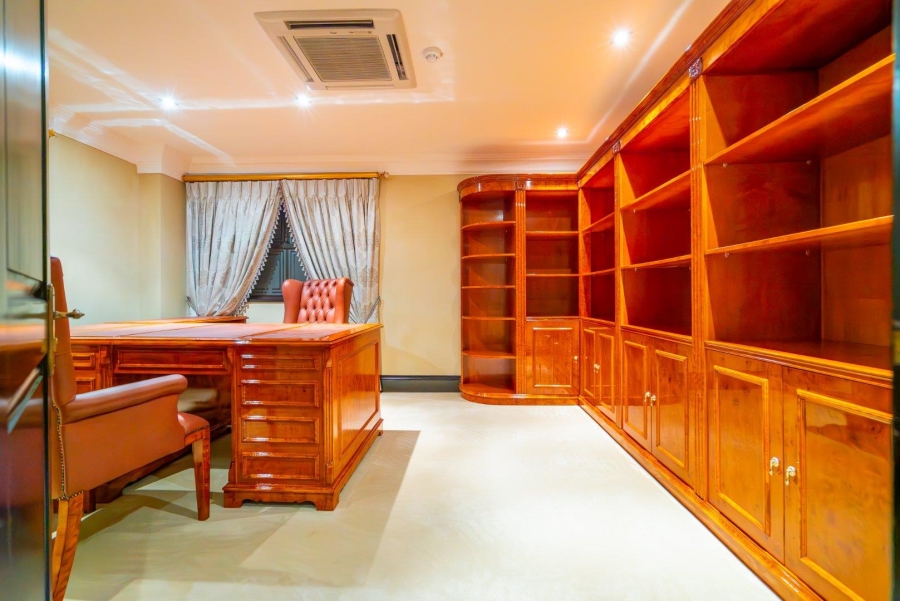 To Let 7 Bedroom Property for Rent in Sandhurst Gauteng