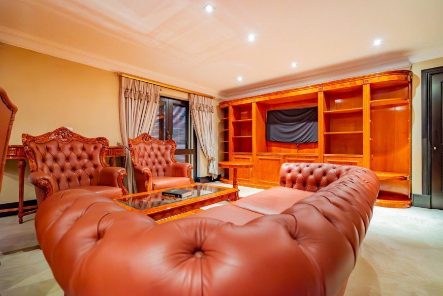 To Let 7 Bedroom Property for Rent in Sandhurst Gauteng