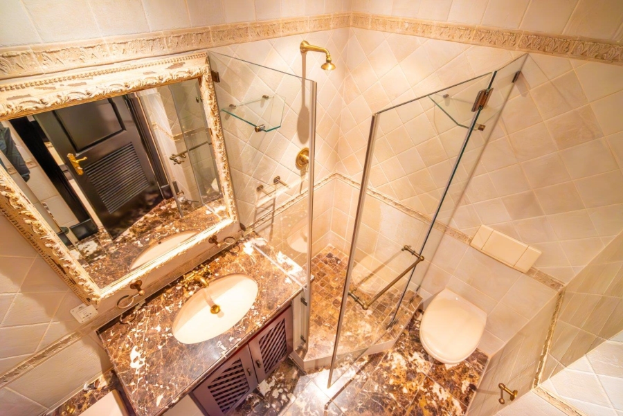 To Let 7 Bedroom Property for Rent in Sandhurst Gauteng