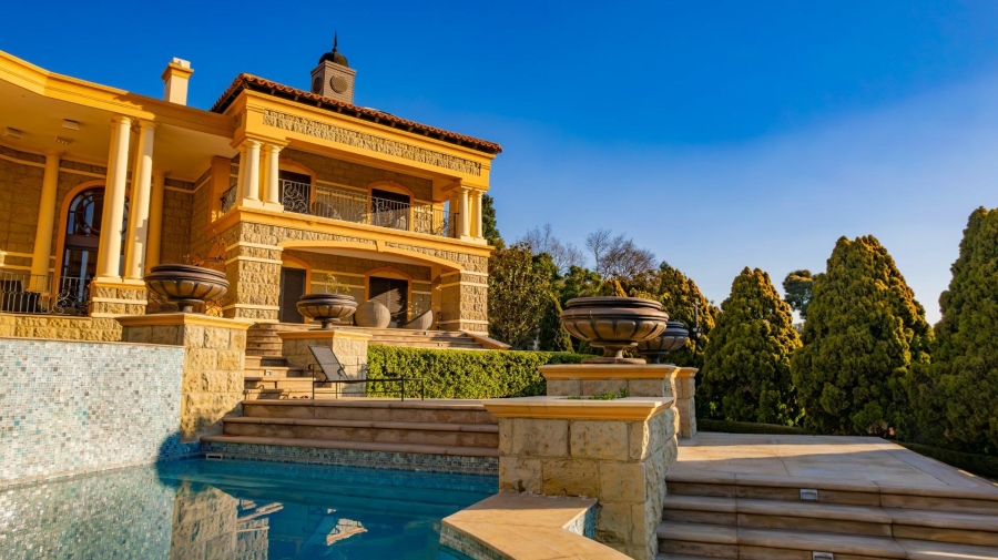 To Let 7 Bedroom Property for Rent in Sandhurst Gauteng