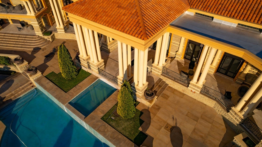 To Let 7 Bedroom Property for Rent in Sandhurst Gauteng