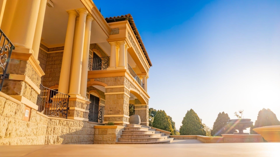 To Let 7 Bedroom Property for Rent in Sandhurst Gauteng