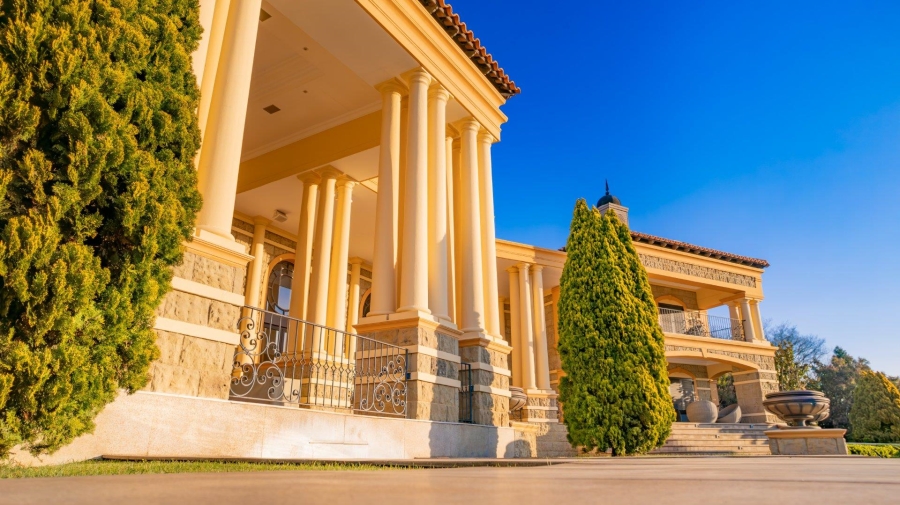 To Let 7 Bedroom Property for Rent in Sandhurst Gauteng