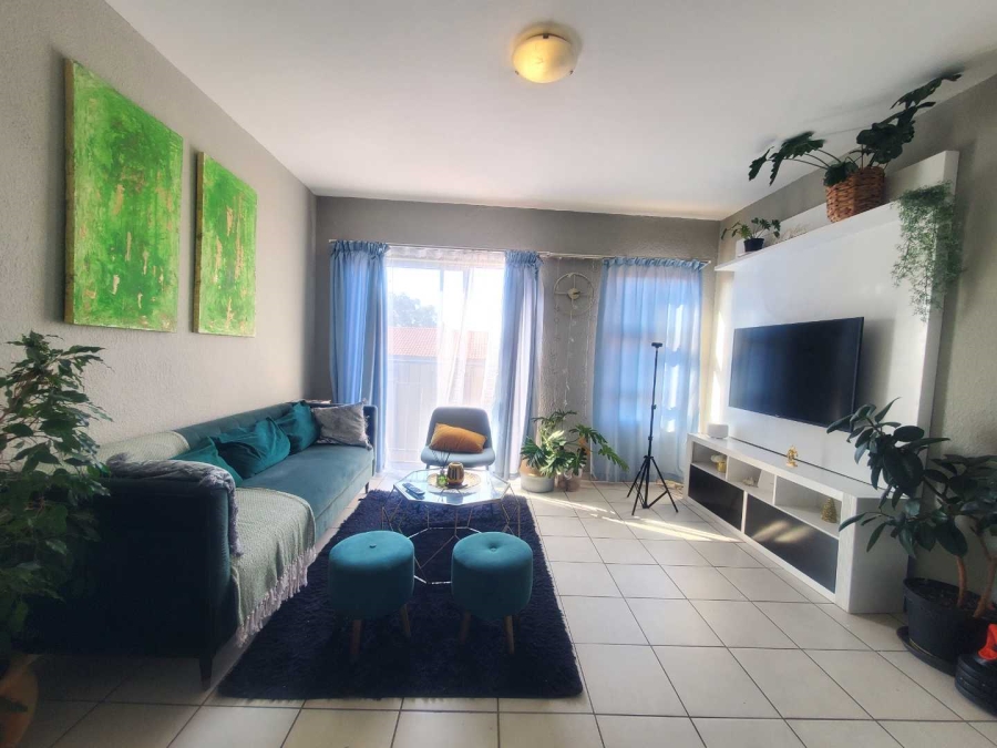 2 Bedroom Property for Sale in Wilro Park Gauteng