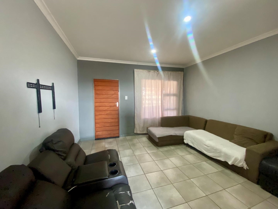 2 Bedroom Property for Sale in Mindalore Gauteng
