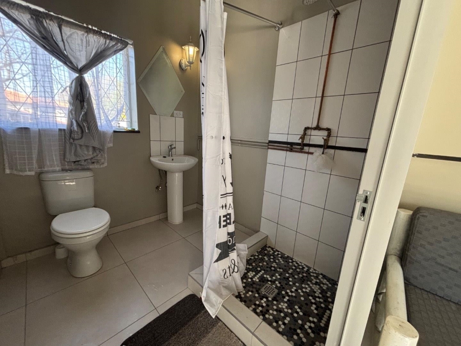 1 Bedroom Property for Sale in Blairgowrie Gauteng